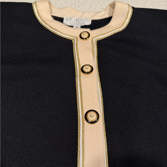 St. John Santana Knit Sweater Blazer | Preppy Classic | Gold Black Cream - Picture 3 of 4